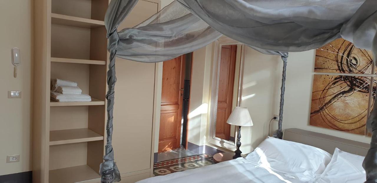 Villa Bruna ปอจจิบองซี ภายนอก รูปภาพ